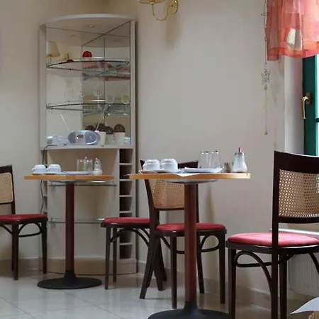 马尔兹斯基克里兹酒店 酒店